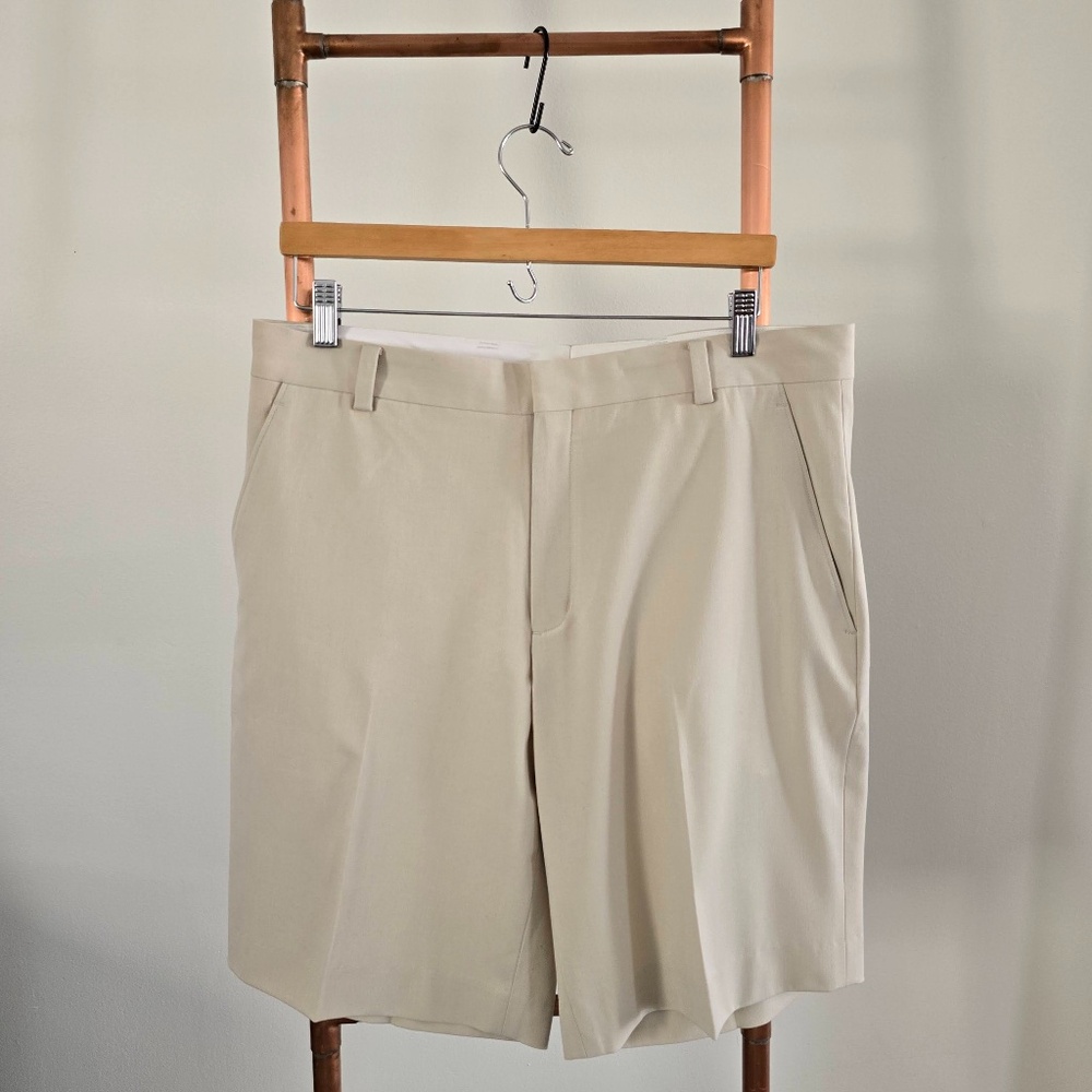 Vintage Early 2000's - Tiger Woods Collection Golf Shorts - Size 34" Waist